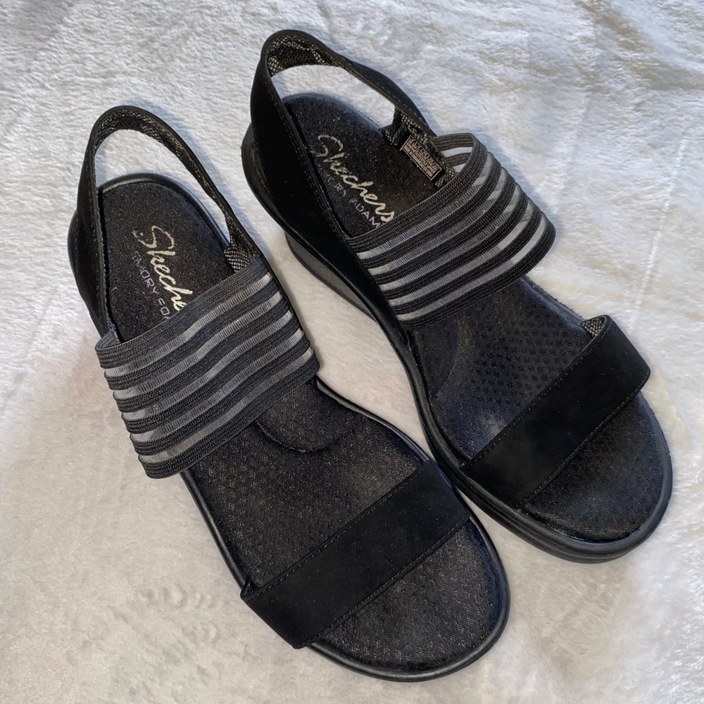 Skechers memory foam | sandals size 9